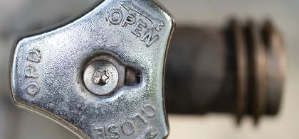 Propane cylinder valve